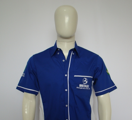 Camisa Masculina em Grafil   